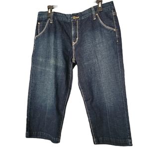 Levi's 525 Women's Size 10 Blue Denim‎ Capris Jeans